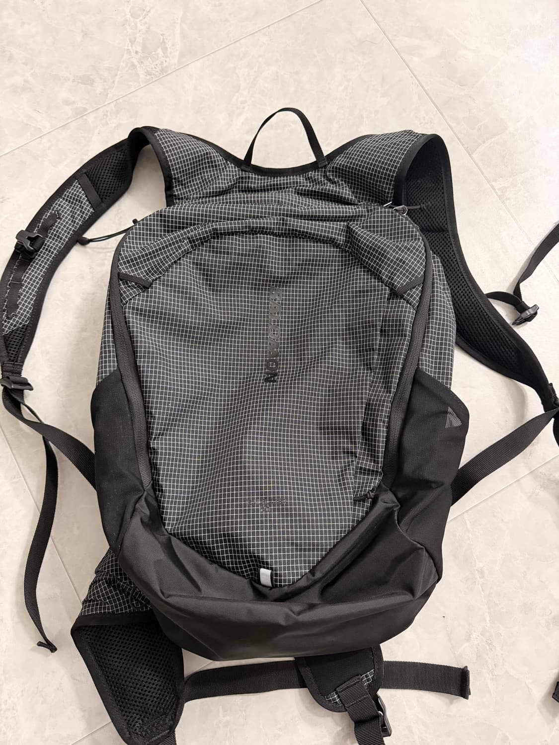 살로몬 트레일블레이저 20 커뮤터 블랙 상품이미지2