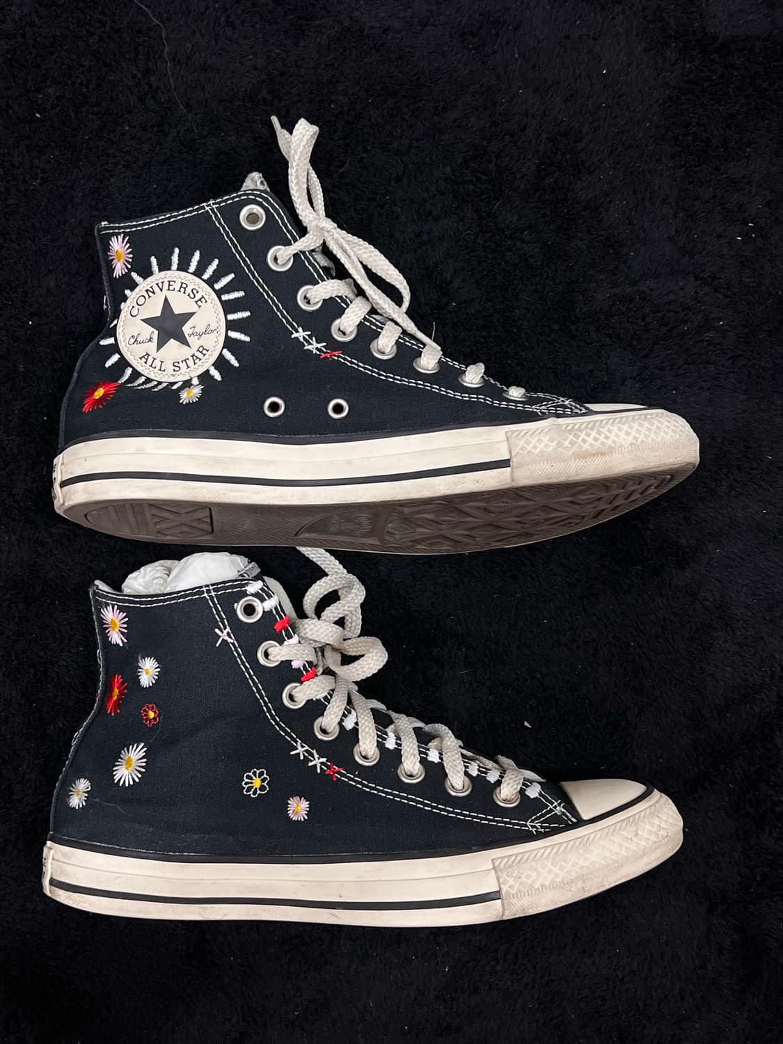 컨버스 올스타 플라워 자수 하이탑 (38 / 245–250 사이즈) 상품이미지1