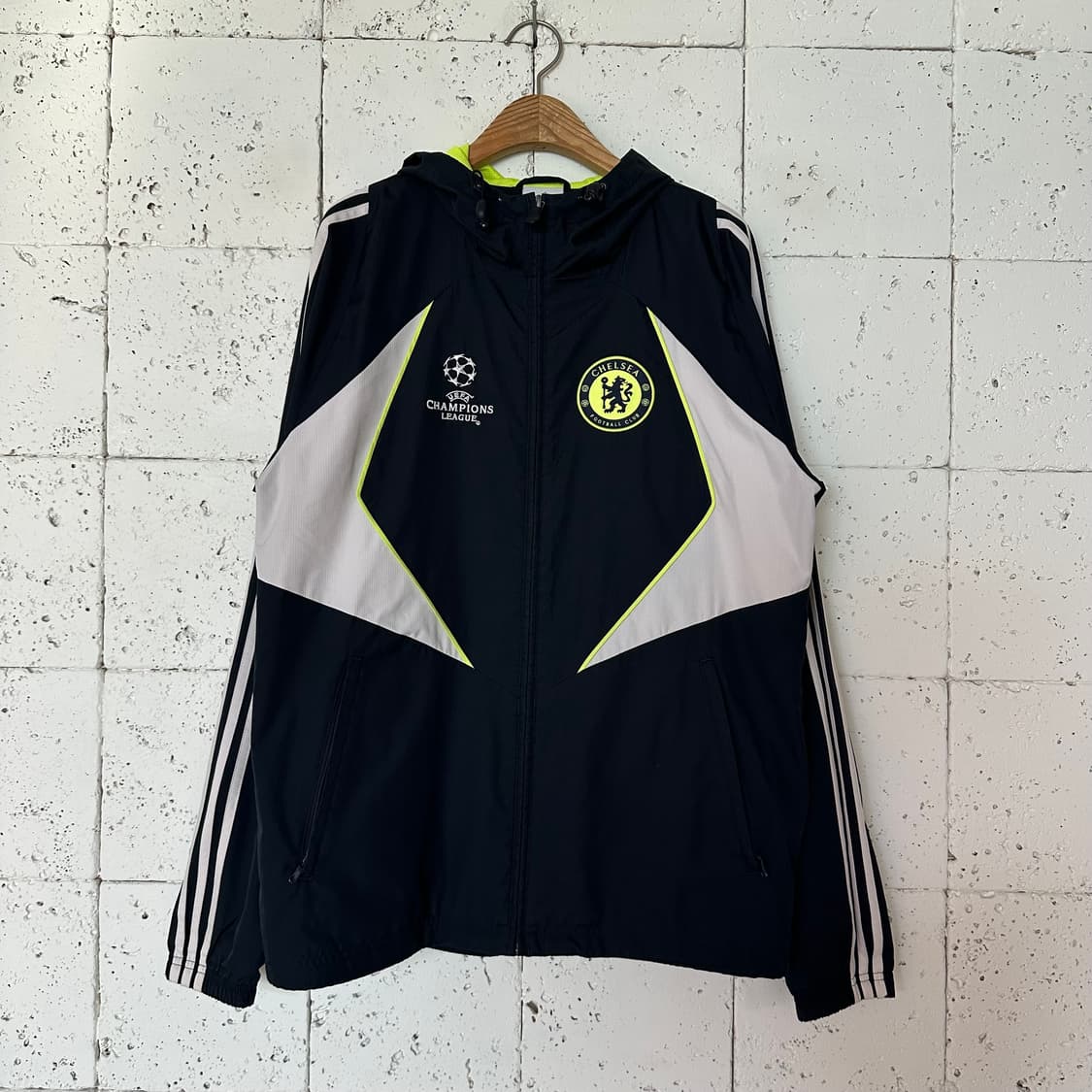 L 아디다스 첼시 바람막이 상품이미지1