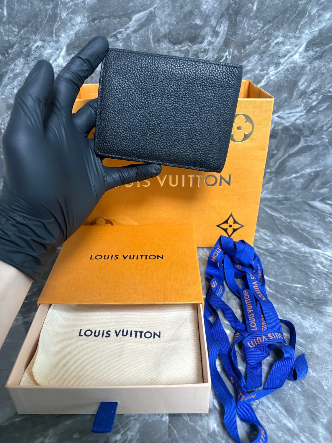 루이비통 에어로그램 반지갑 상품이미지2