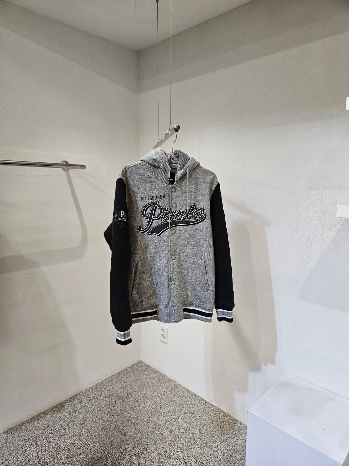 MLB 피츠버그 파이리츠 후드 야구점퍼 상품이미지1