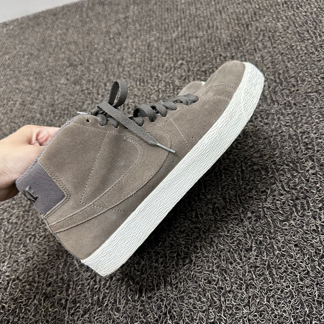 NIKE 나이키 블레이저 스웨이드 하이탑 260 상품이미지6
