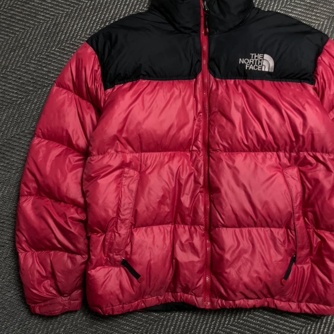 노스페이스 og 눕시 700 구스다운 푸퍼 패딩 레드 y 5072 상품이미지4