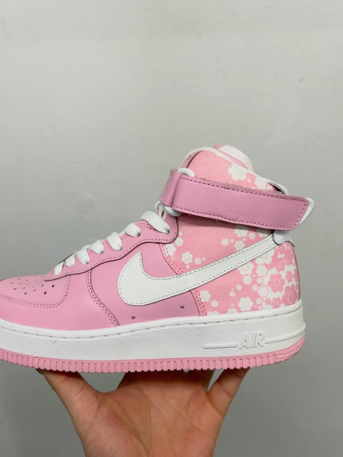 레어 상품 나이키 에어포스1 하이 핑크 플라워 벚꽃 235 상품이미지2