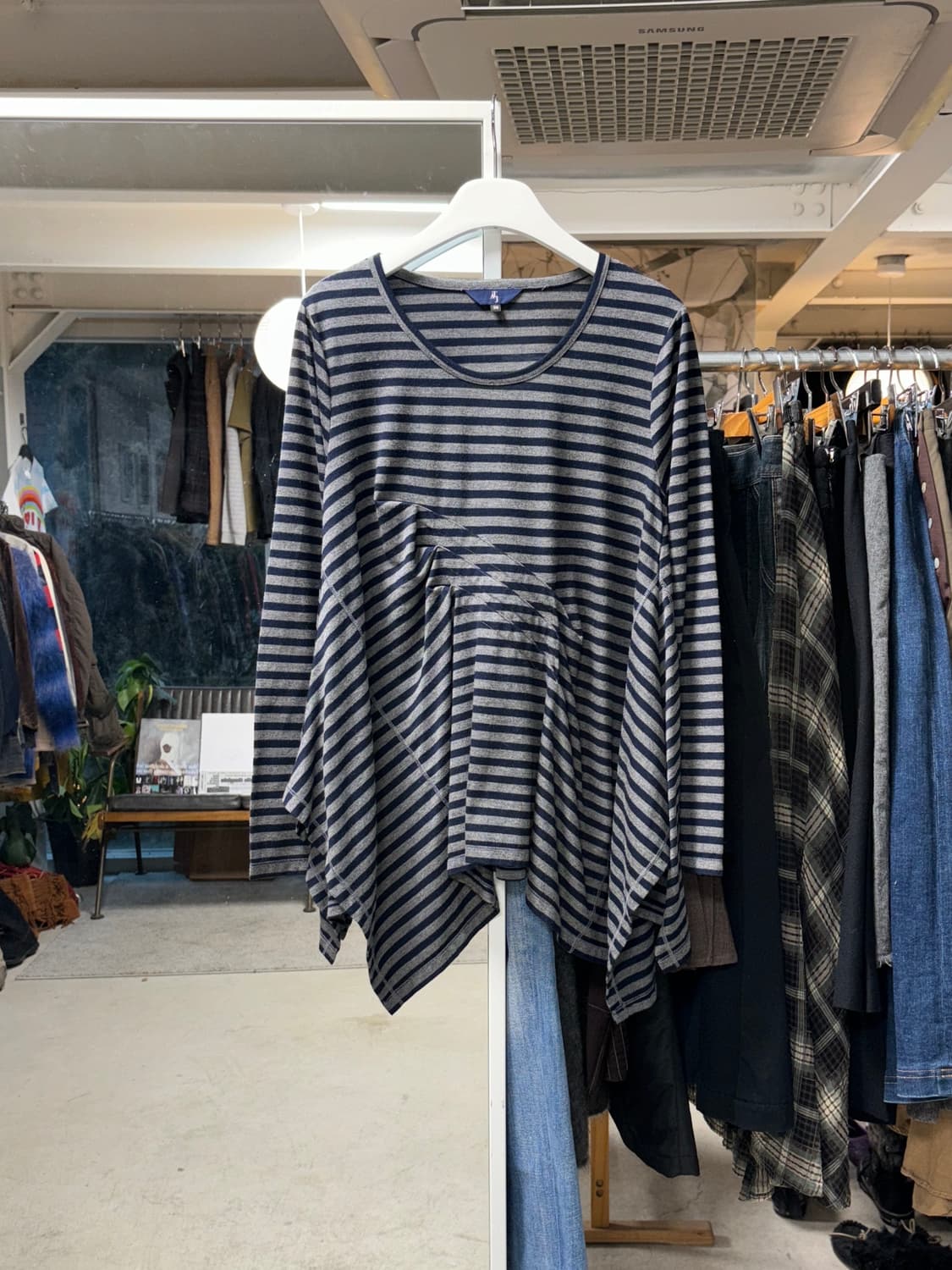 아츠로 타야마 변형 스트라이프 롱슬리브 상품이미지1