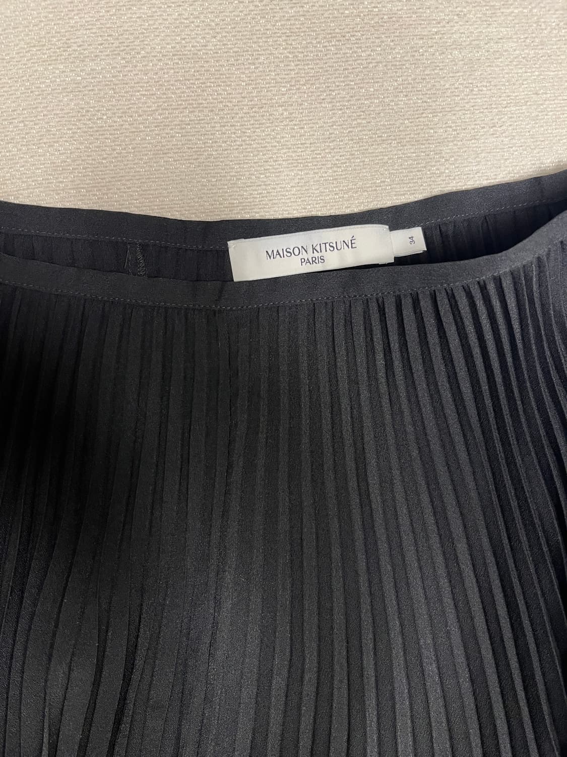 메종키츠네 플리츠 스커트 상품이미지2