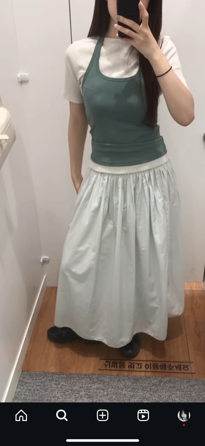 Uniqlo volume gather skirts 상품이미지3