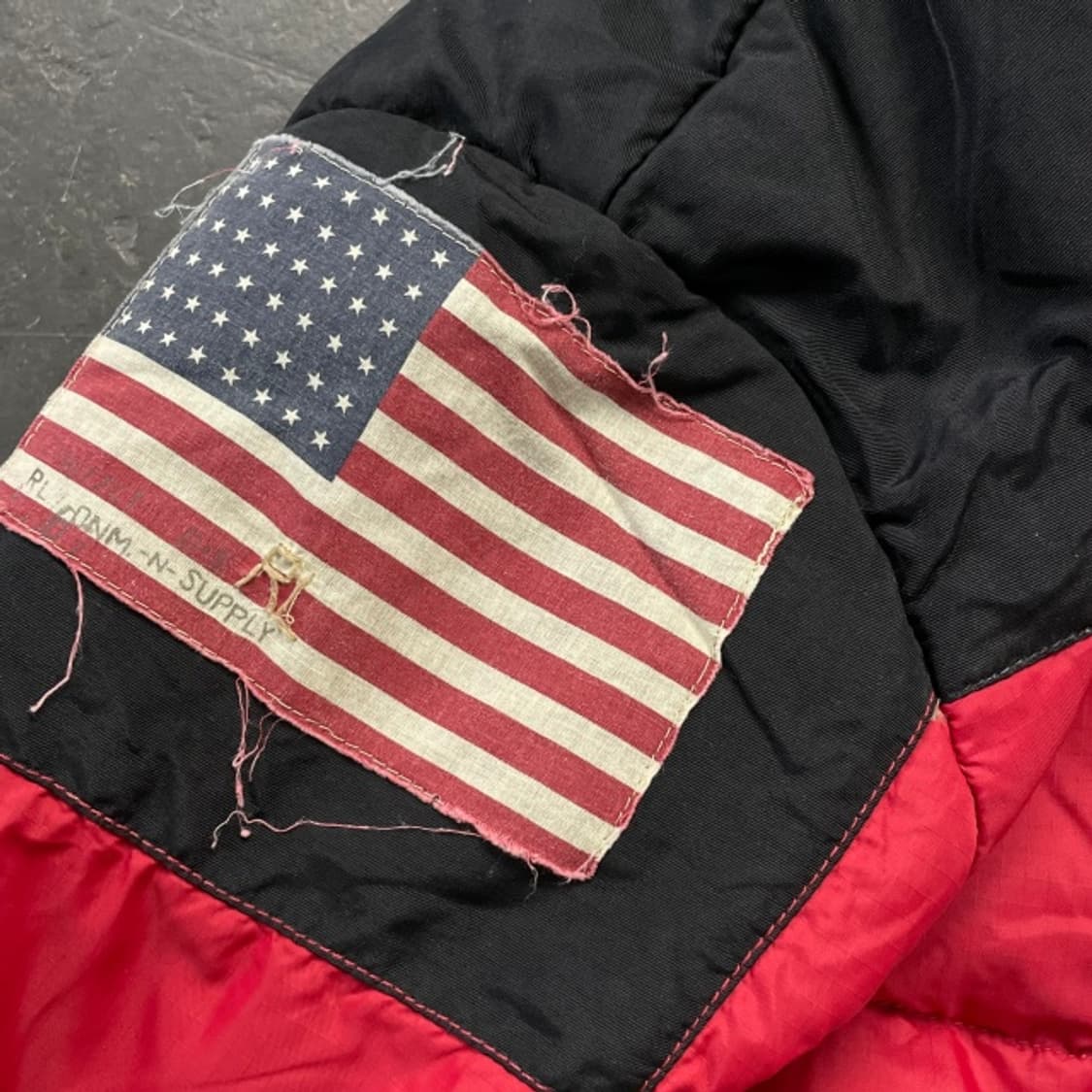 95 폴로 덴미앤서플라이 성조기 푸퍼 패딩 상품이미지3