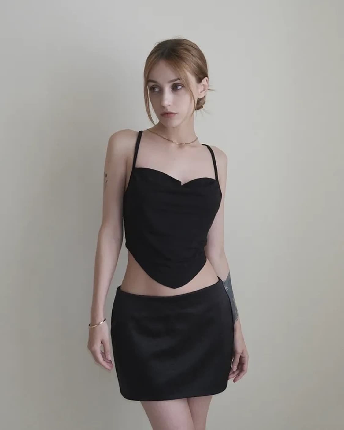 델라인 핀터레스트 감성 로우 웨이스트 고퀄 새틴 스커트 S 새상품 상품이미지3