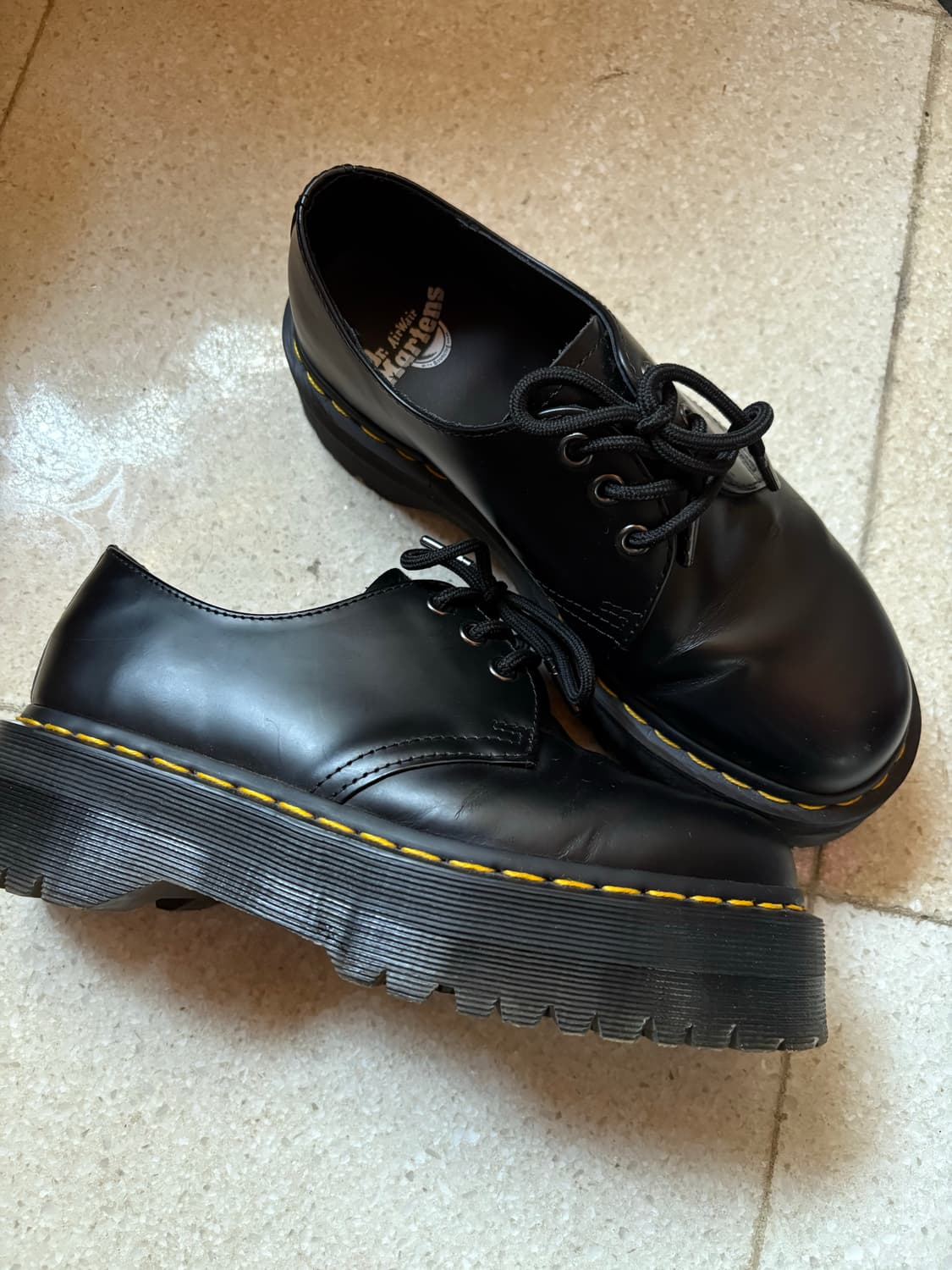 닥터마틴 1461 쿼드 블랙 폴리시드 스무스 / 25567001 상품이미지2