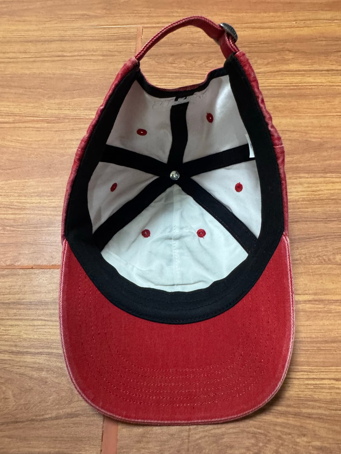 슈프림 모자 판매합니다. 상품이미지3