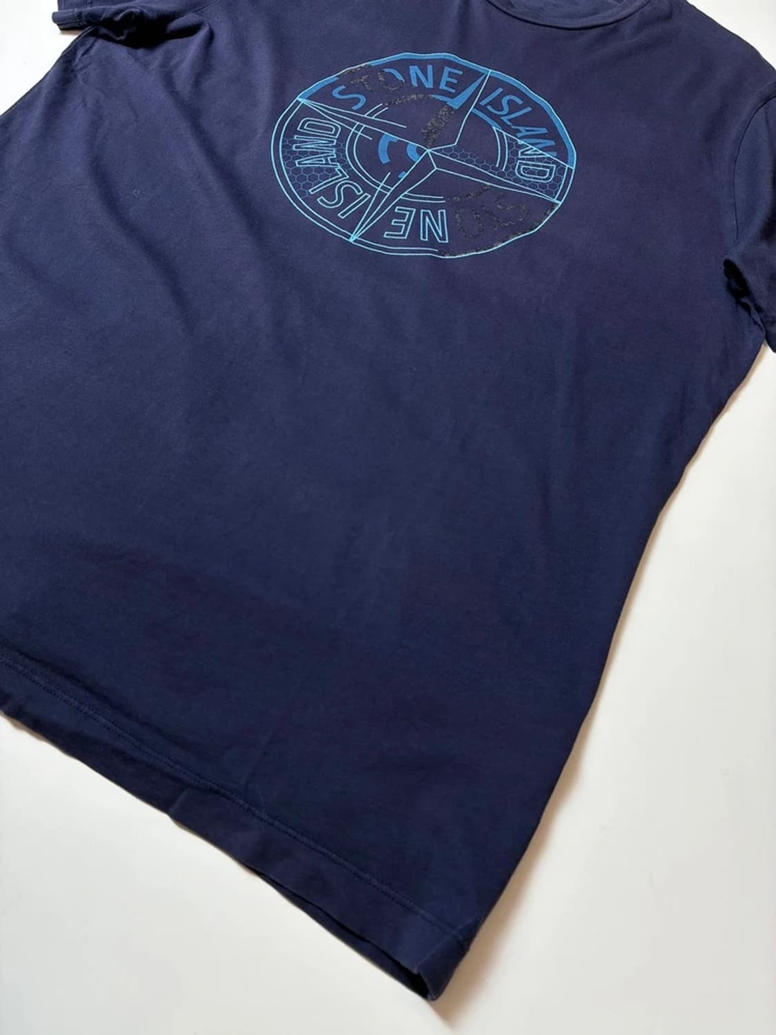 스톤아일랜드 리플렉티브 로고 프린팅 코튼 반팔 티셔츠 PN8559 상품이미지4