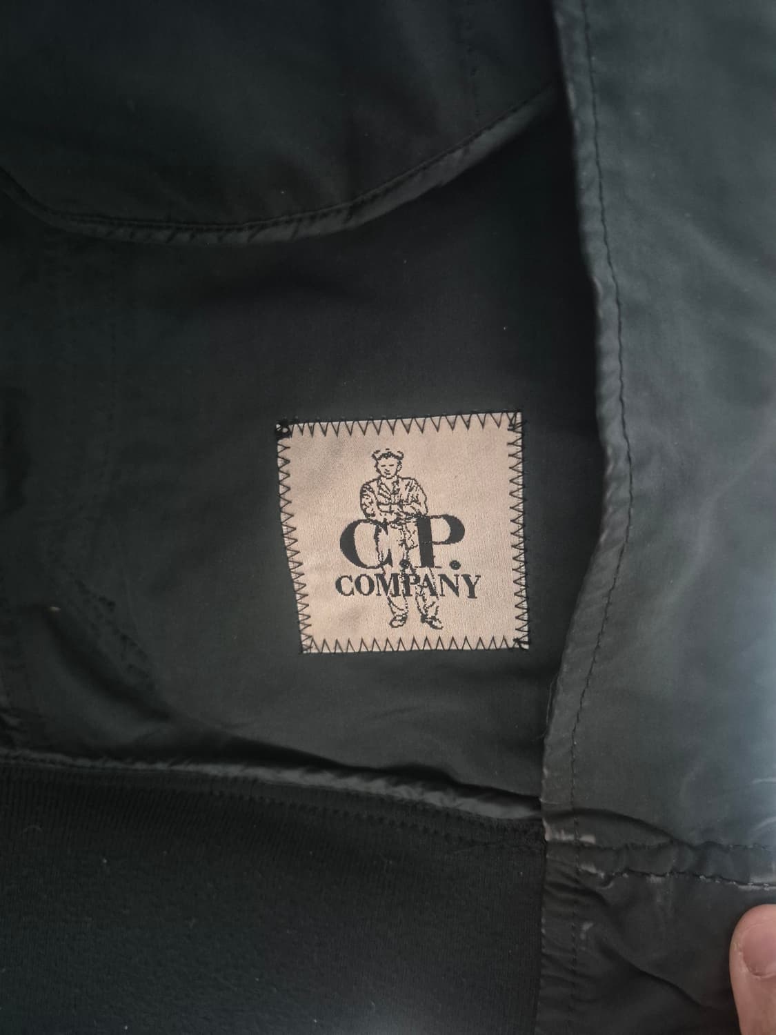 cp컴퍼니 C.P.Company 렌즈 봄버 자켓 상품이미지4