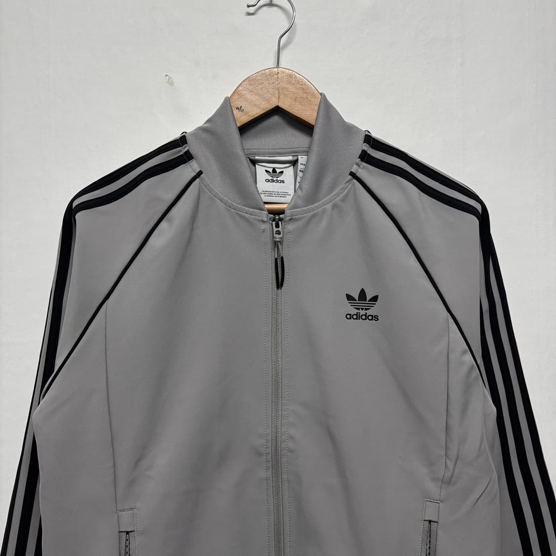 아디다스 그레이 삼선 슈퍼스타 져지 상품이미지2