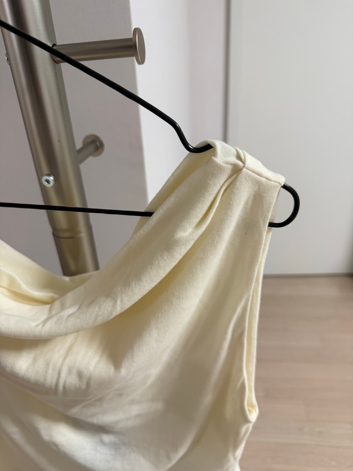 마시모두띠 드레이프 슬리브리스 티셔츠 상품이미지5