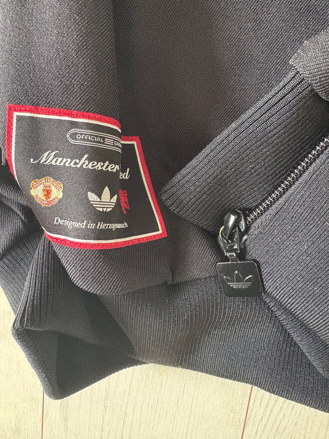 맨유 아이콘 트랙탑 XL 상품이미지4