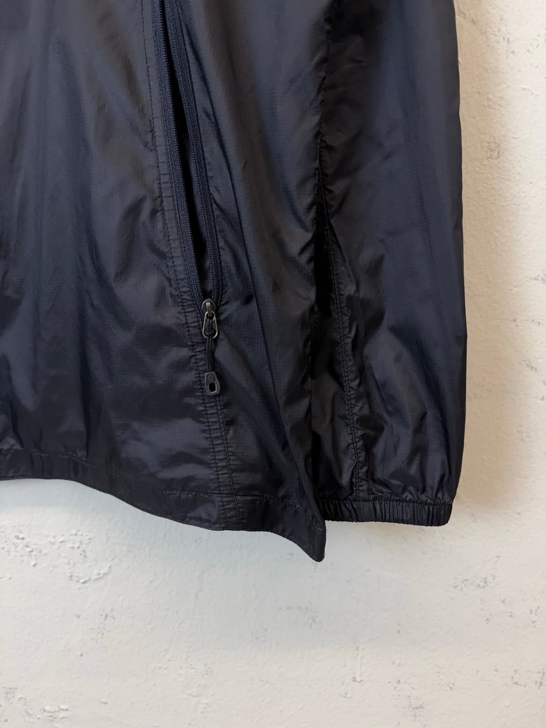 몽벨 나일론 바람막이 블랙 상품이미지4