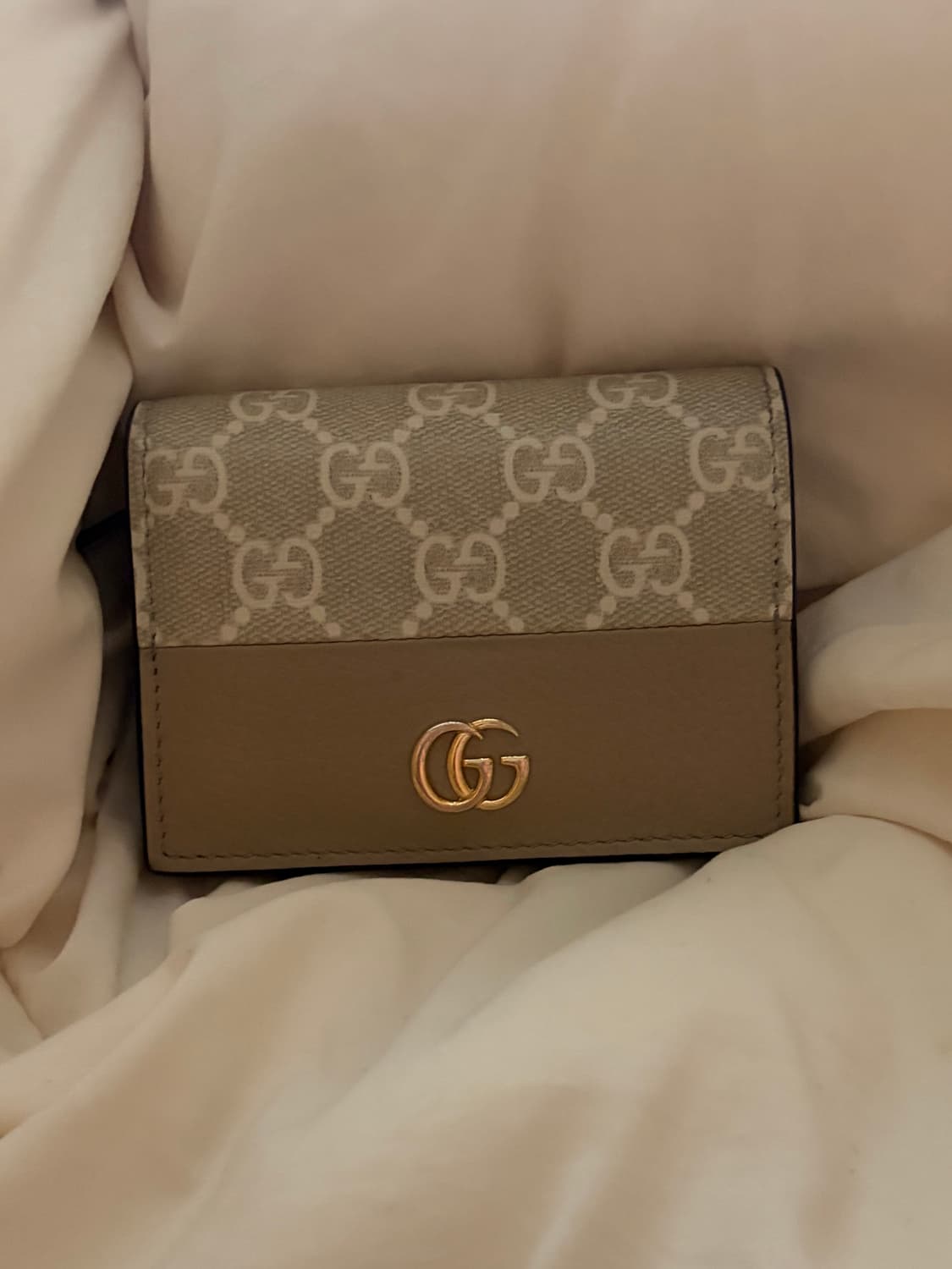 구찌 GG 마몽 바이컬러 스몰 월렛 베이지 화이트 상품이미지1