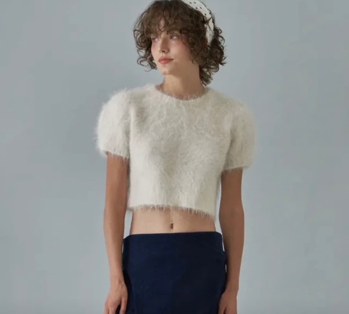위드아웃썸머 아이보리 퍼프 반팔 부클 니트 상품이미지1