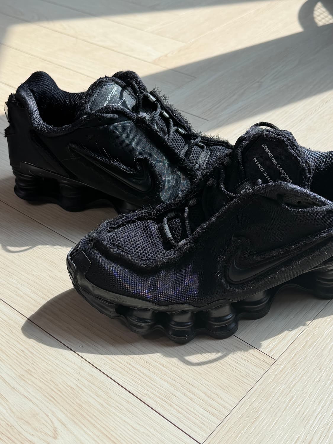 꼼데가르송 나이키 Shox R4 스니커즈 블랙 상품이미지3