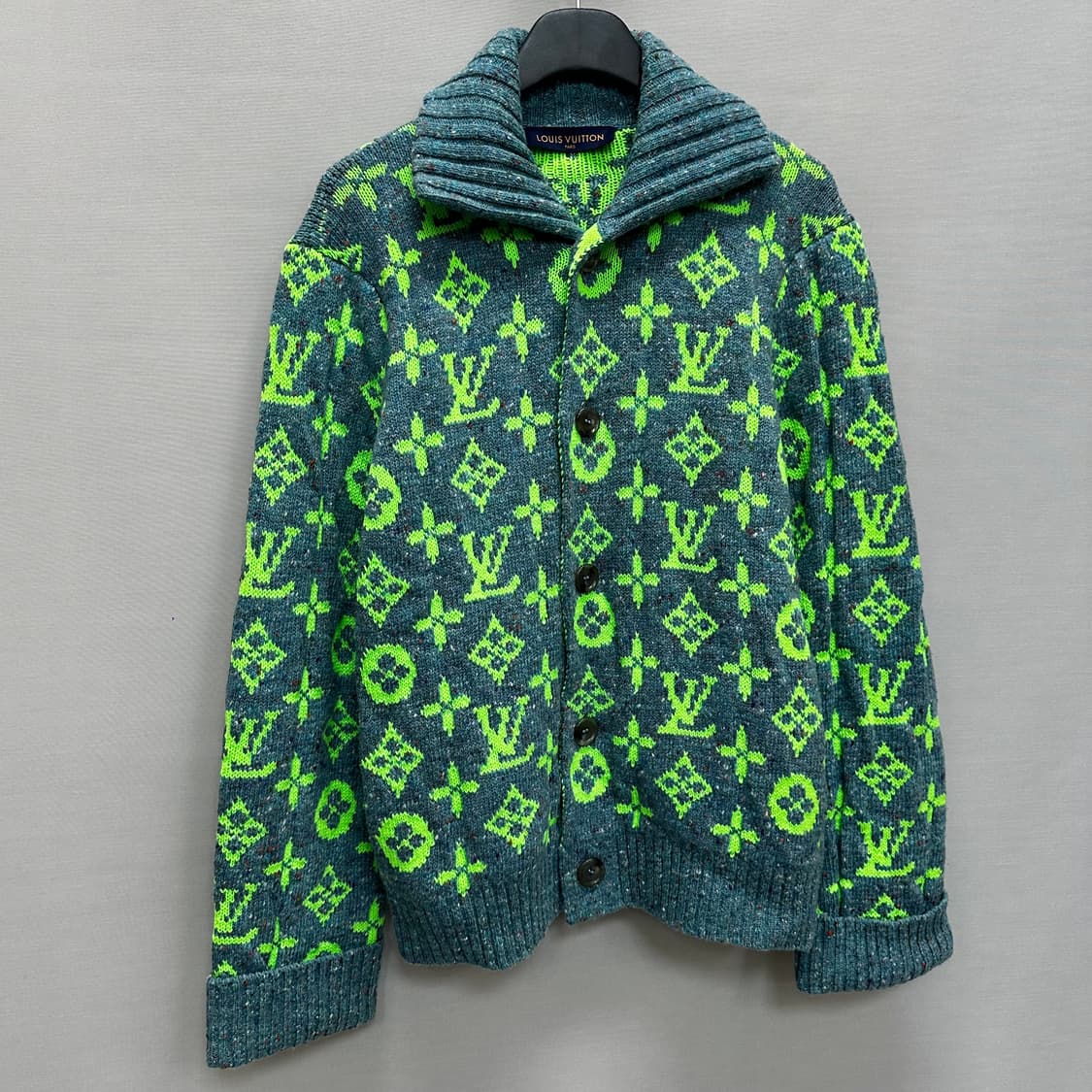 루이비통 모노그램 시그니처 가디건 (100)  상품이미지3