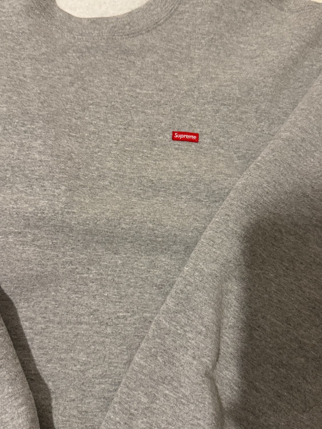 슈프림 스몰로고 맨투맨  상품이미지2