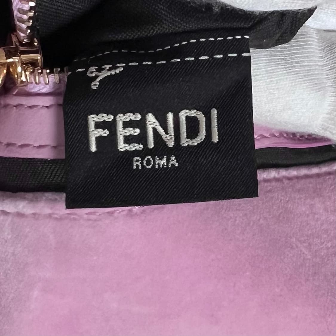 펜디 핑크 벨벳 바게트백 테리 상품이미지8