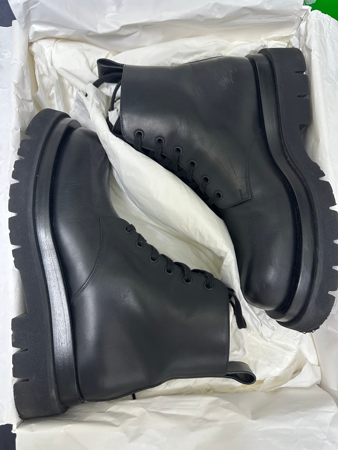 [42]보테가베네타 러그 레이스업 앵클 부츠 상품이미지2