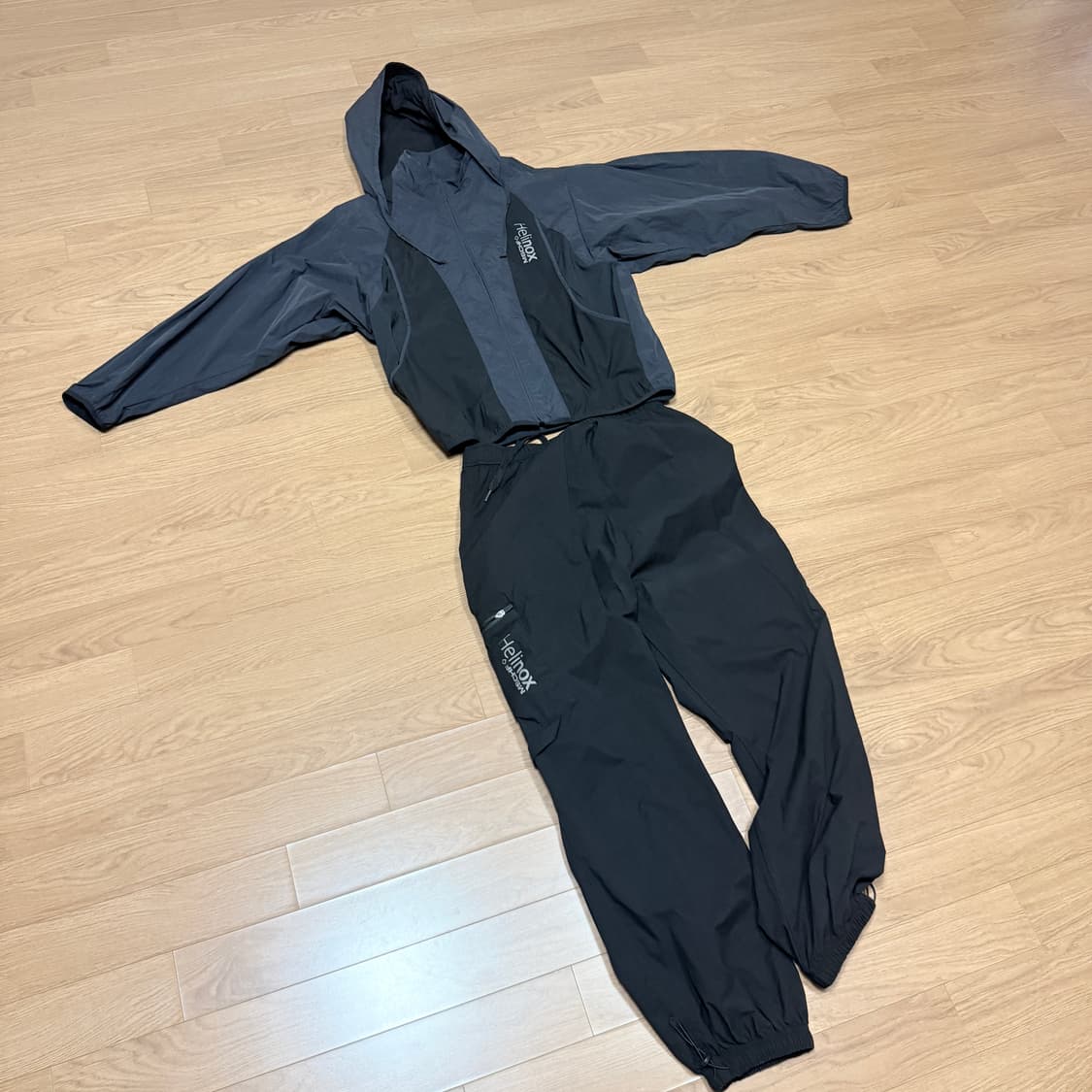 미스치프 헬리녹스 바람막이 상하의 세트 M/L 상품이미지1