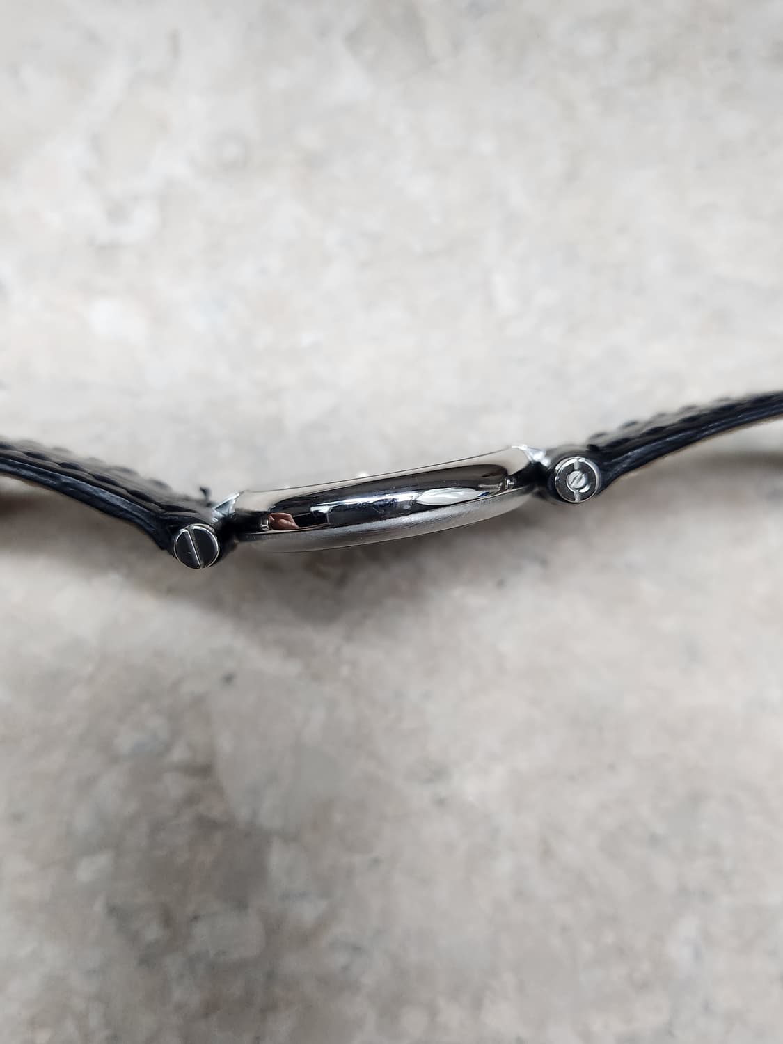 까르띠에 정품 여성시계 검정다이얼 희귀템 상품이미지8