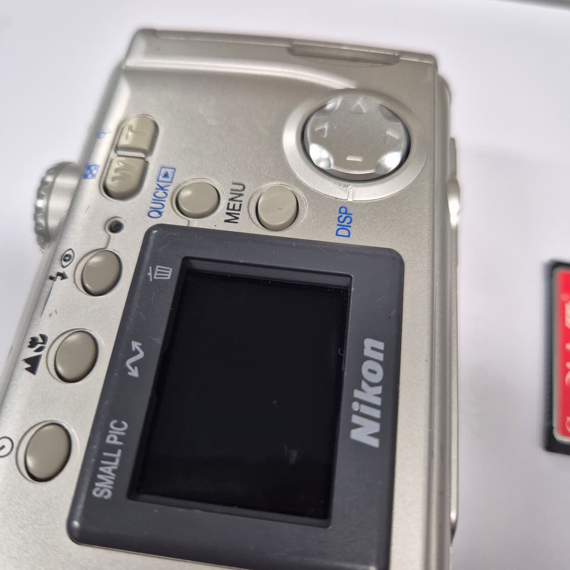 니콘 쿨픽스 2000 nikon coolpix 2000 실버 색상 상품이미지8