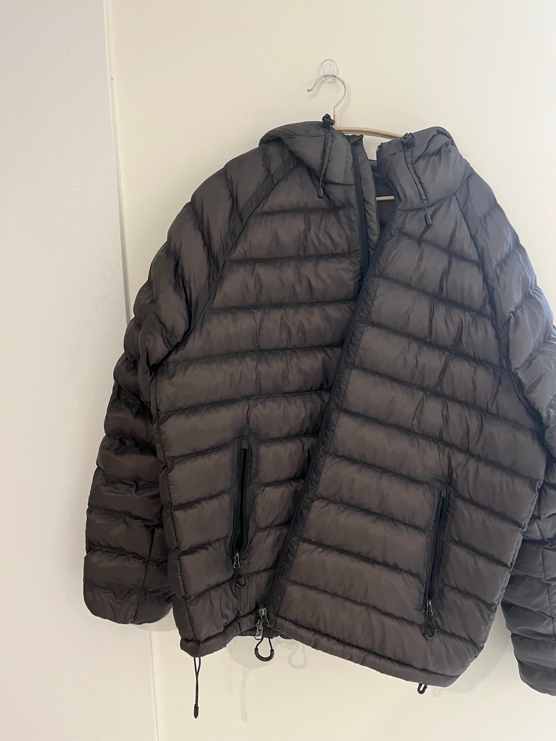 (XL) 수아레 라이트 시어쉘 패딩 점퍼 브라운 상품이미지3