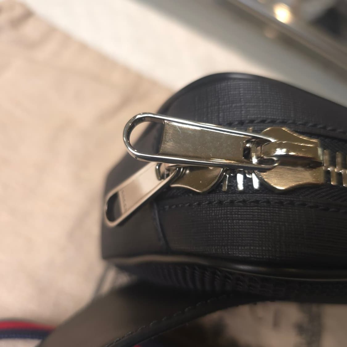 [중고/정품] 구찌 소프트 GG 수프림 벨트 백 상품이미지9