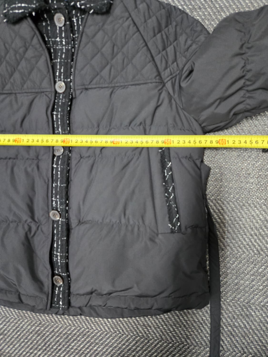 지컷 21ss 블랙 퀼팅 체크 배색 구스다운패딩 자켓 상품이미지7