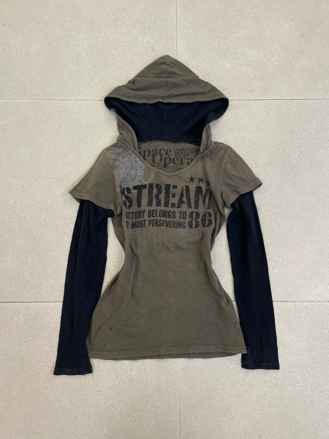 레터링 레이어드 후디 상품이미지1