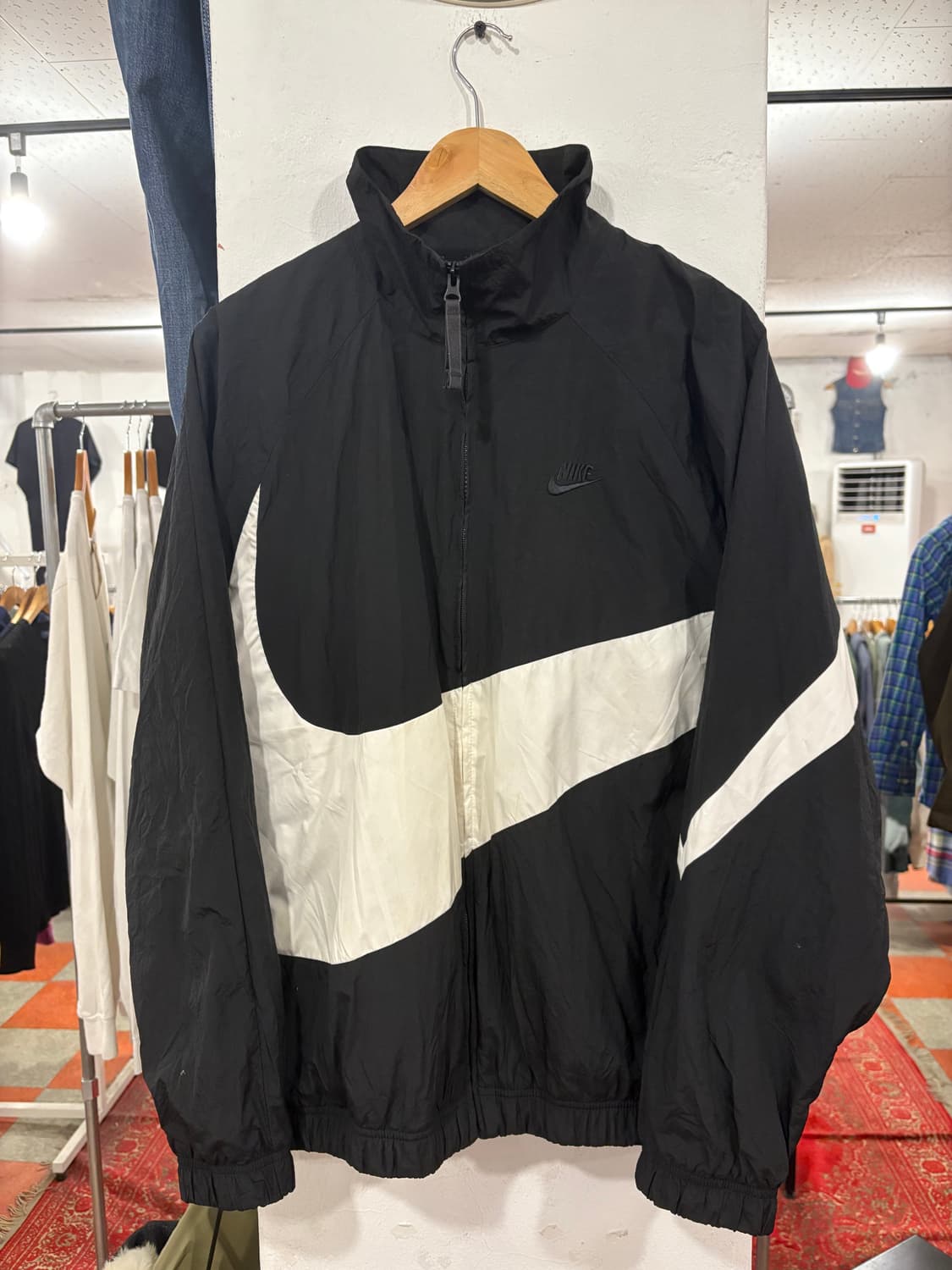 나이키 빅스우시 바람막이 상품이미지2