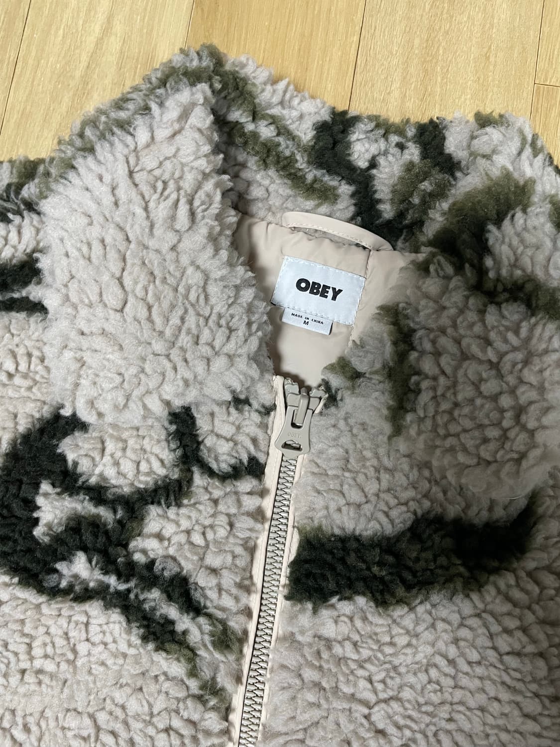 오베이 머쉬룸 셰르파 자켓 실버그레이 멀티 M사이즈 상품이미지5