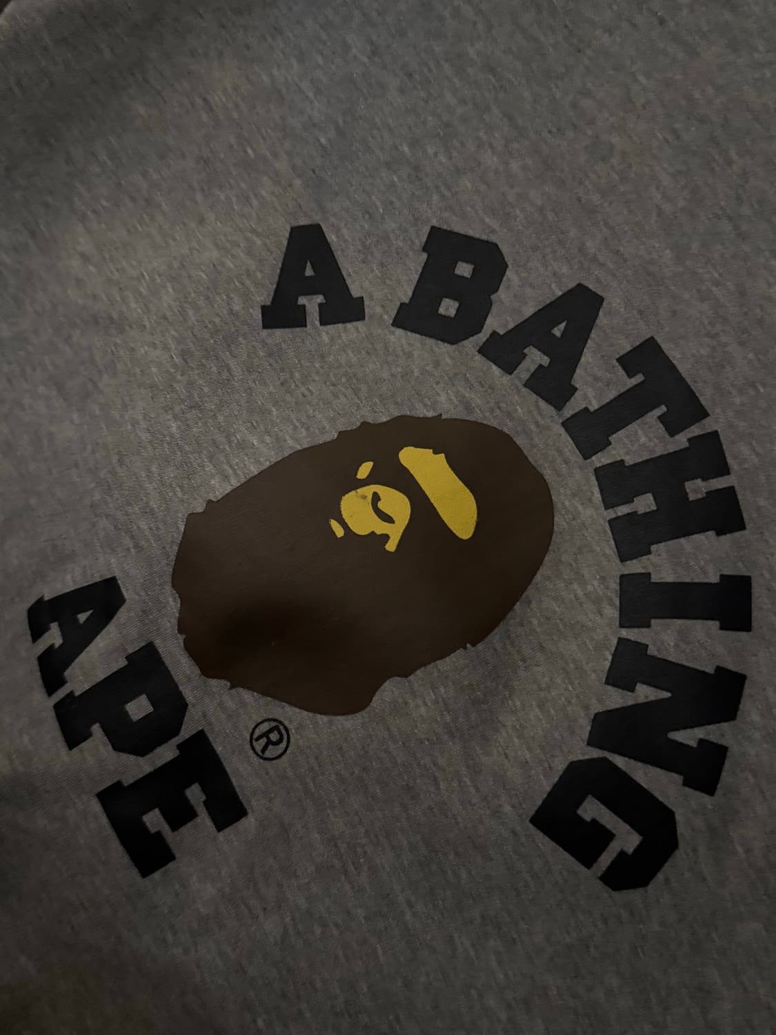 베이프 맨투맨 상품이미지3