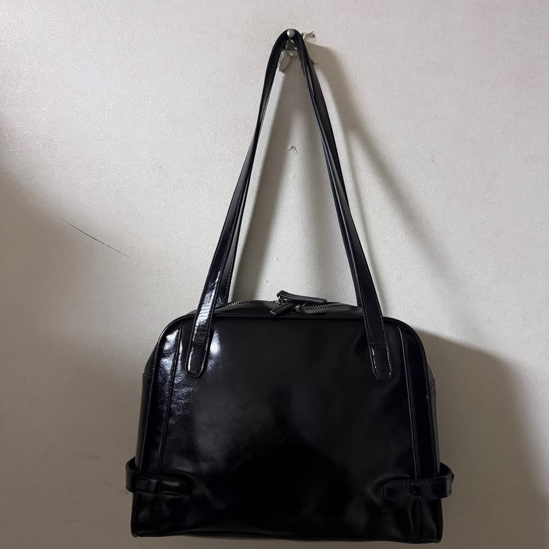 마뗑킴 바이커 디테일 스퀘어 숄더백 블랙 상품이미지4