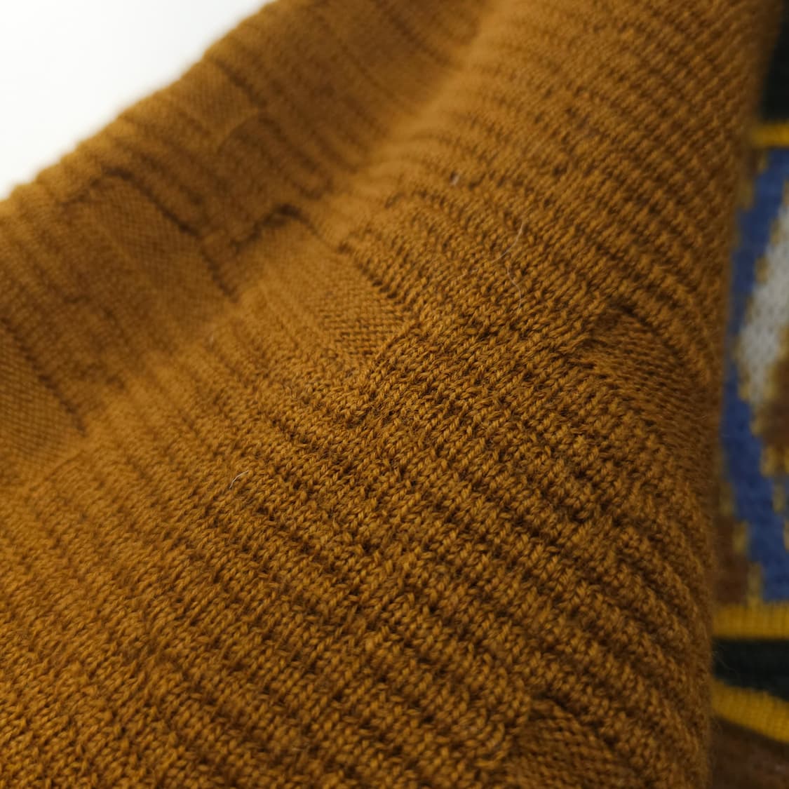 란셀 울혼방 브라운 패턴니트 상품이미지6