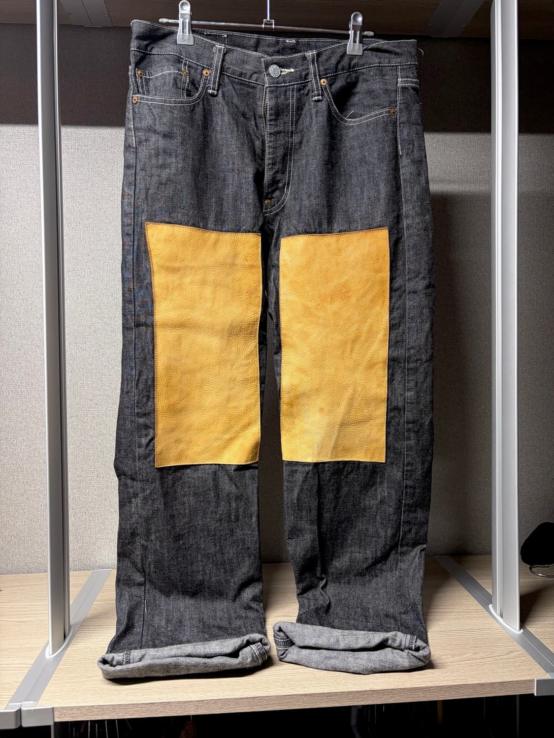 미치코코시노 yen jeans 빈티지 가죽패치 데님 상품이미지1