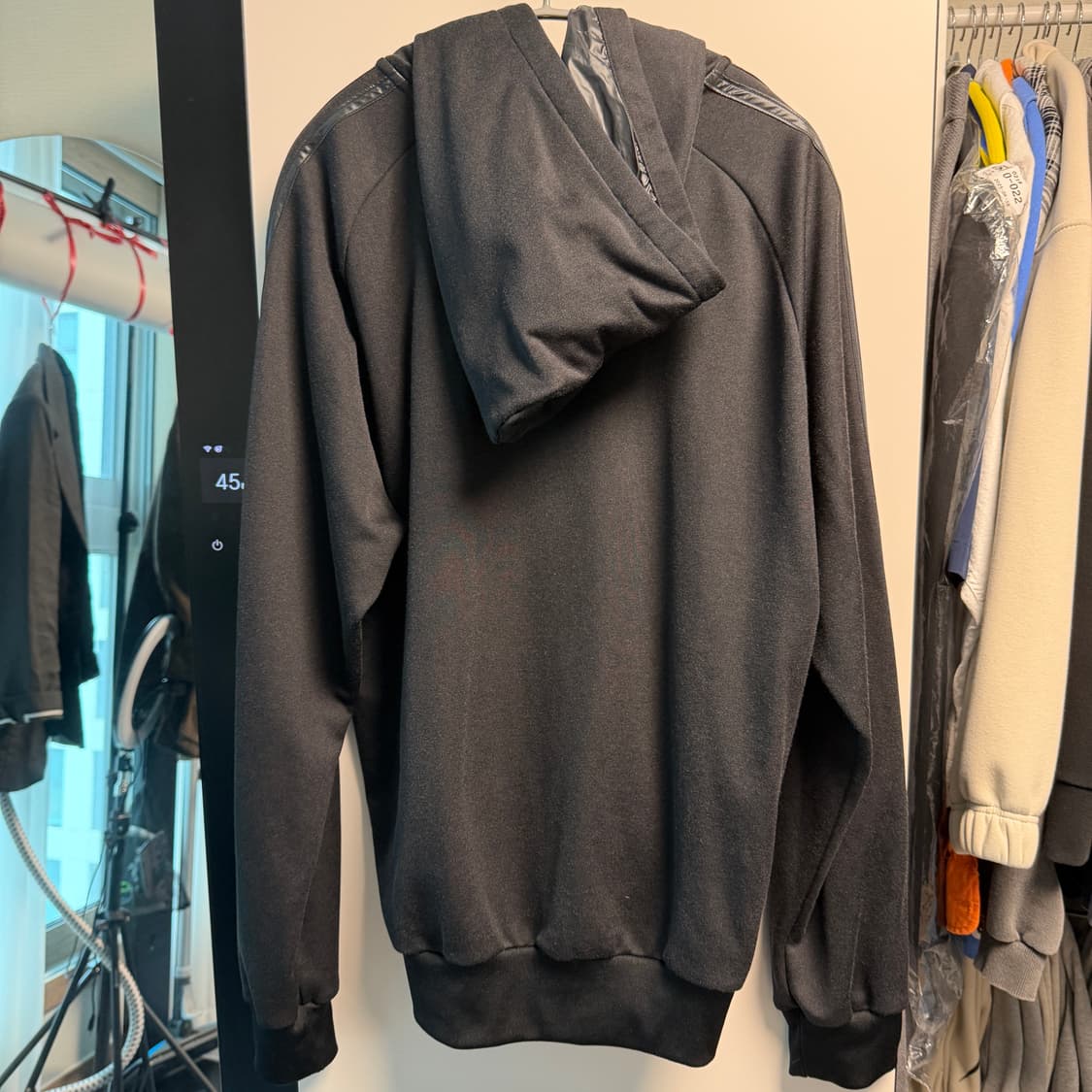 아디다스 금장로고 후드 져지 105 사이즈 상품이미지2