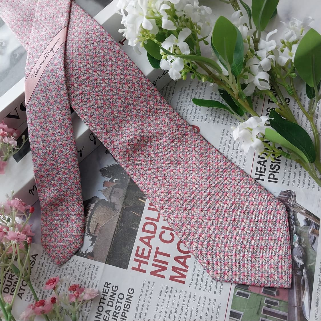 살바토레 페라가모 실크 나비 모티브 넥타이 8.2cm B등급 K2178 상품이미지3