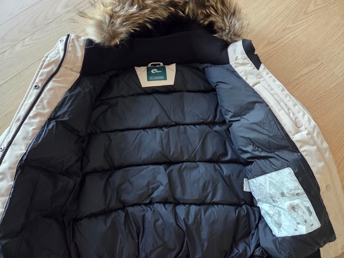 (네고가능)네파 패딩 상품이미지2