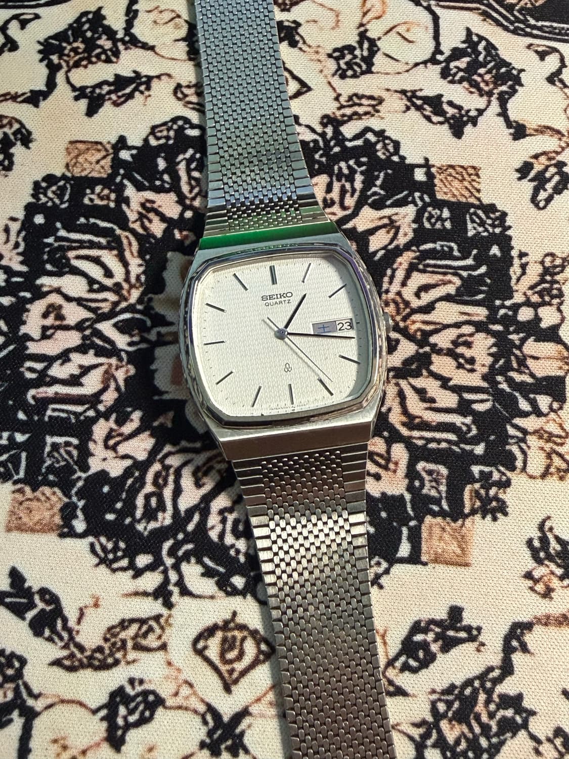 SEIKO 빈티지 쿼츠 시계 상품이미지1