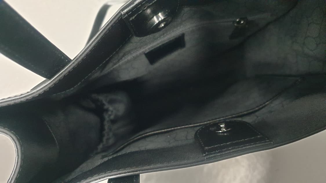 오야니 블랙 토트백 겸 크로스백 상품이미지5