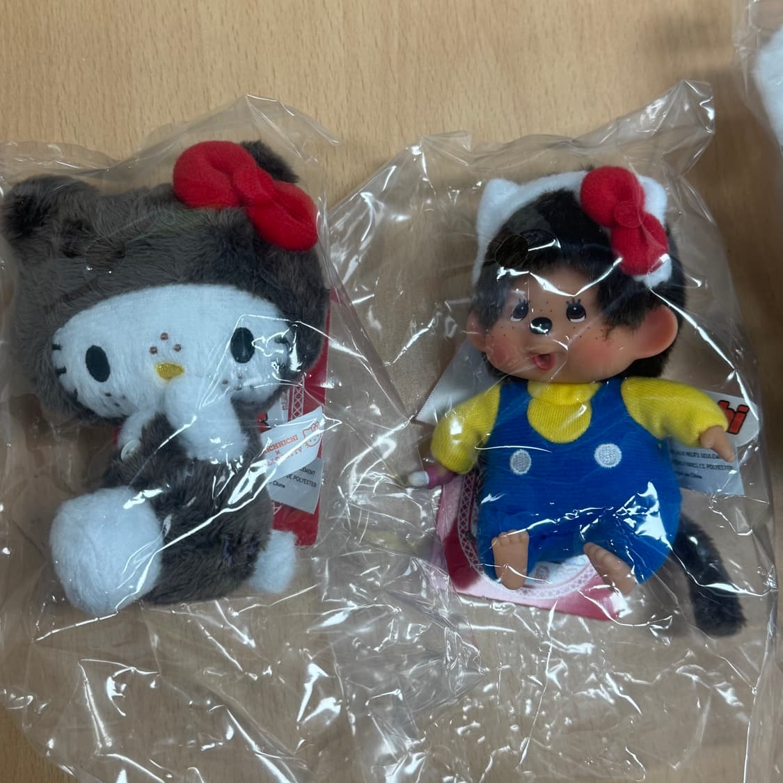 몬치치 X 헬로키티 콜라보 인형 키링 상품이미지7