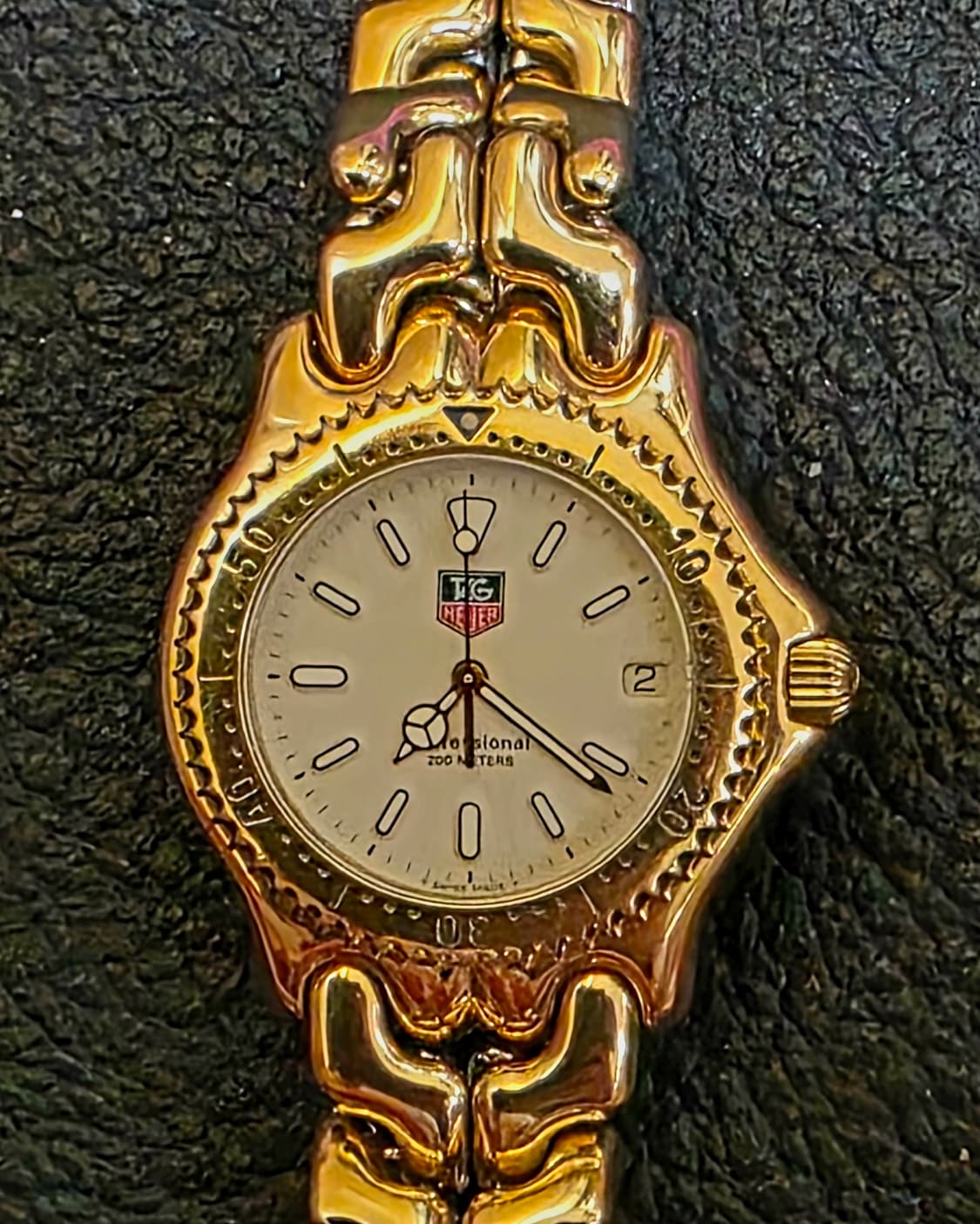 정품태그호이어 Professional 200  시계분양 상품이미지2