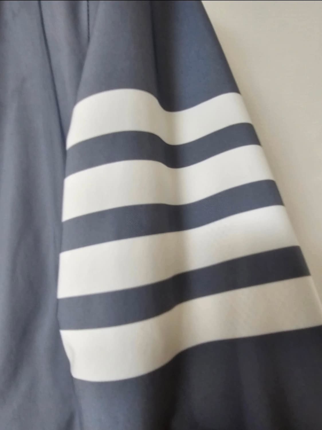 톰브라운 삼선 우븐 골프 점퍼(1/100추천) 상품이미지4