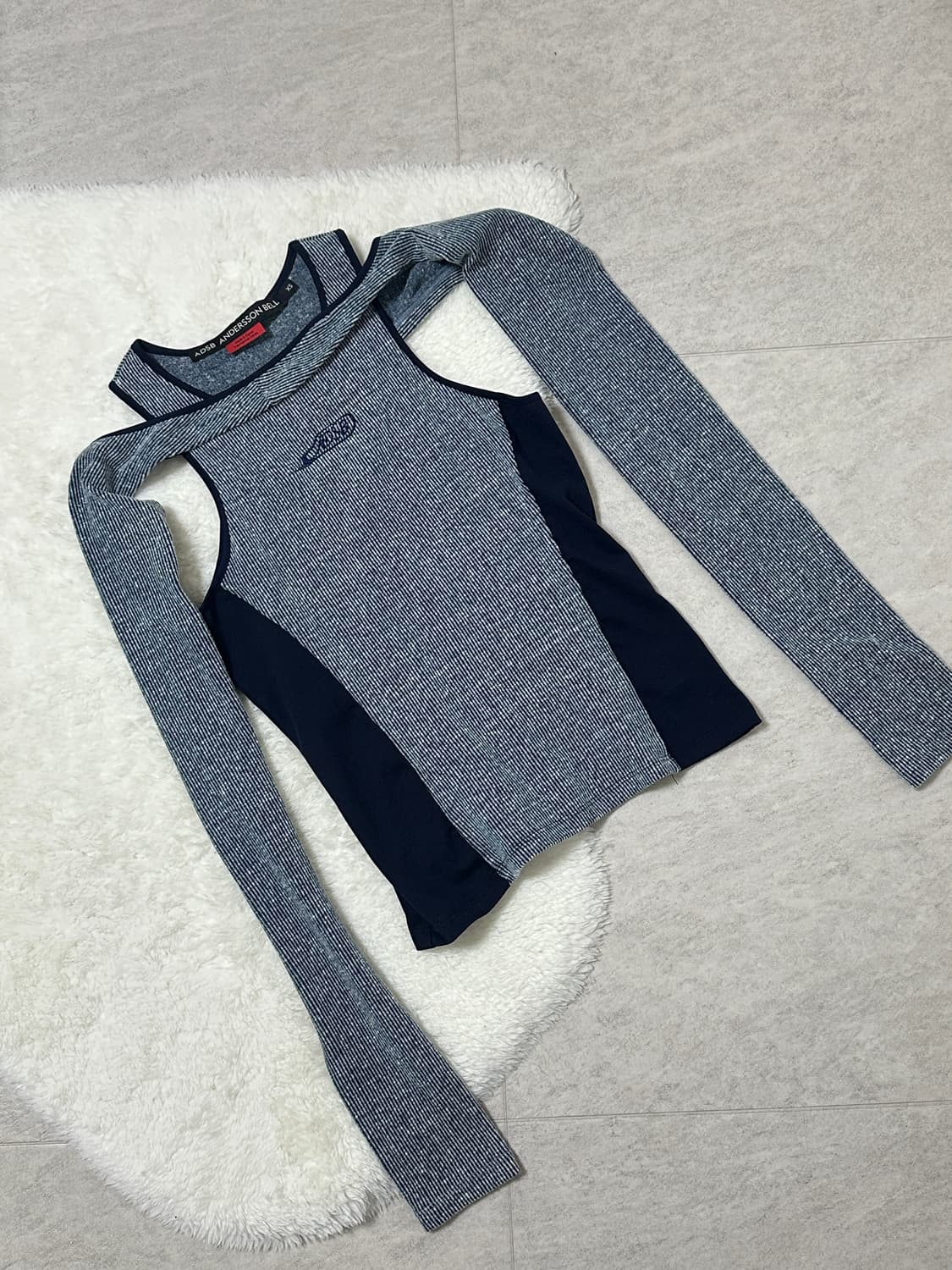 앤더슨벨 리나 컷아웃 레이어드 탑 XS  상품이미지1